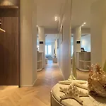 Luxe Met Adembenemend Uitzicht Op Zee