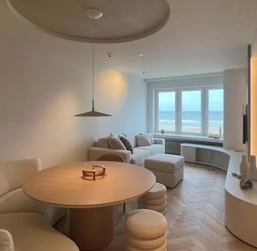 Luxe Met Adembenemend Uitzicht Op Zee Ostend