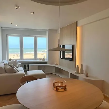 Luxe Met Adembenemend Uitzicht Op Zee