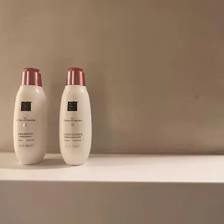 Luxe Met Adembenemend Uitzicht Op Zee